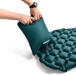 Selbstaufblasbare Matratze Meteor 2in1 (Pumpe + Drybag) 188×60×8,5 cm in der Farbe Meer.