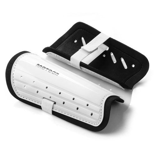 SOCCER SHIN GUARD METEOR M white