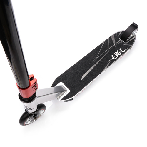 Meteor Edge Tretroller silber